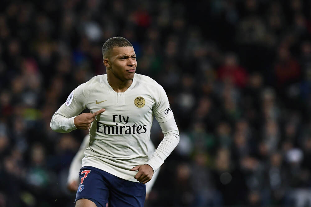 记者: 津门虎外援萨尔瓦多接受韧带修复手术, 康复期三个月